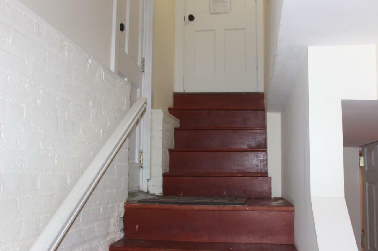 Comfy Basement Home 2 Bdrm1Den 3Queen Beds Washington Eksteriør billede